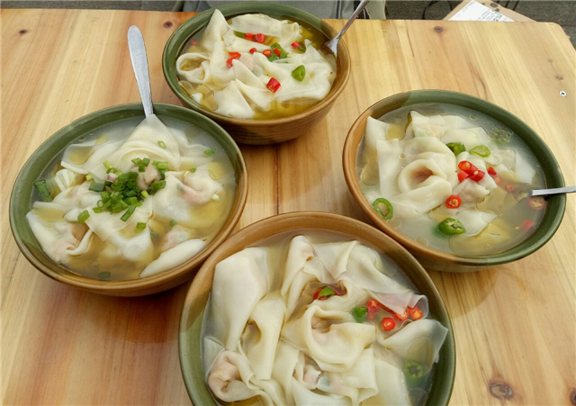 听说你们四川人有种毒,服下会有种不可描述的肉麻