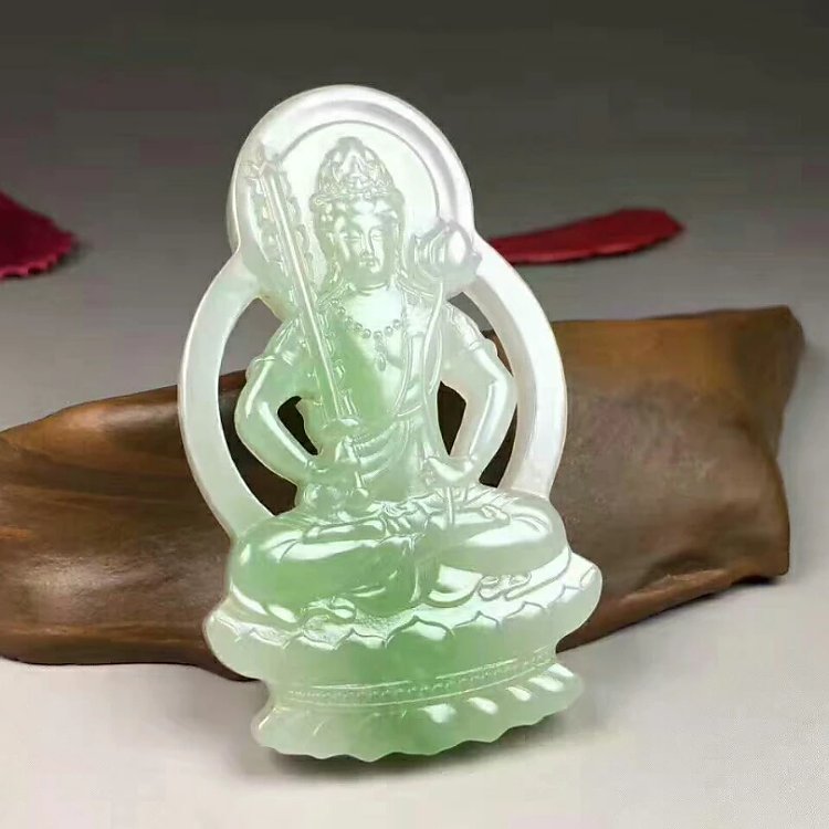 守护神本命佛吊坠和田玉,守护神本命佛和田玉青玉