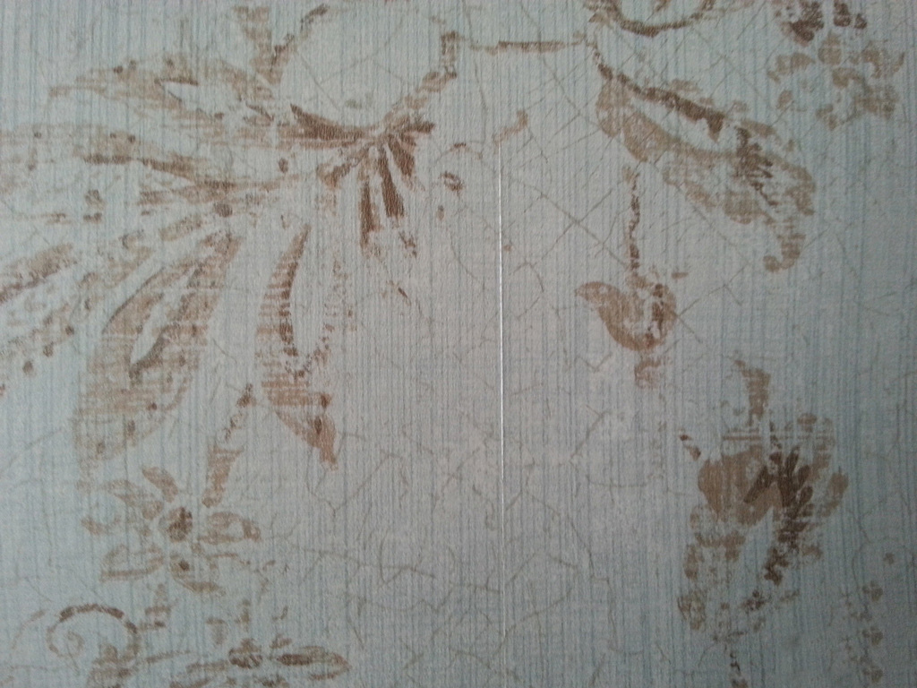 新手自己贴墙纸,贴墙纸遇到墙空鼓怎么办