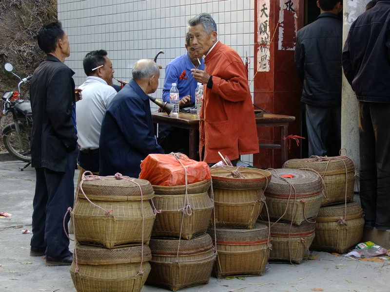 万梓良客家哪里人,万梓良祖籍广东宝安什么村