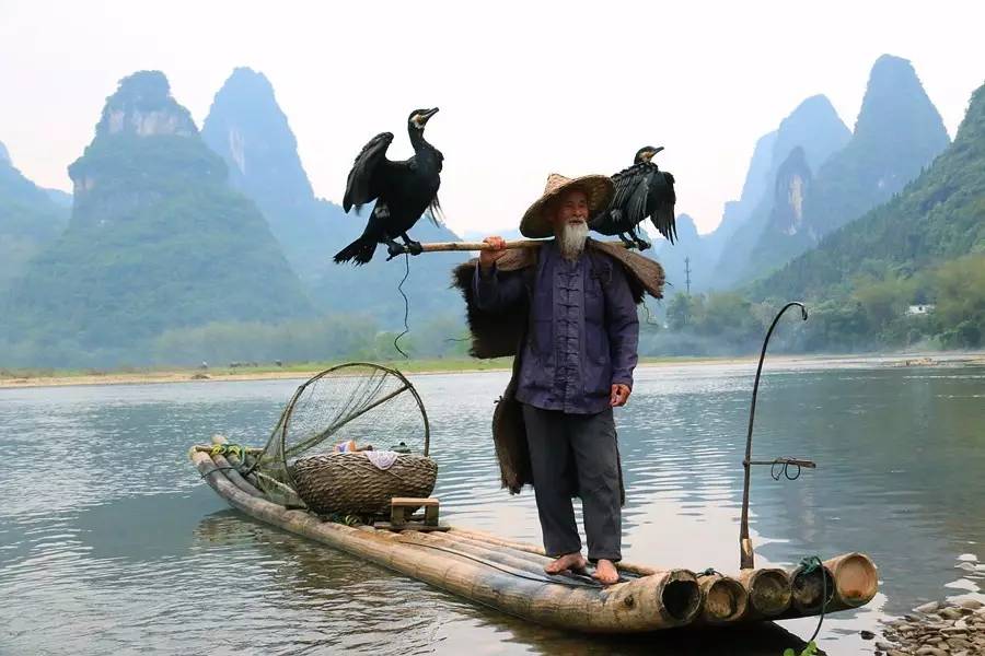 元宝山下,山水云间,悠悠闲云时光,恰好那时我也在