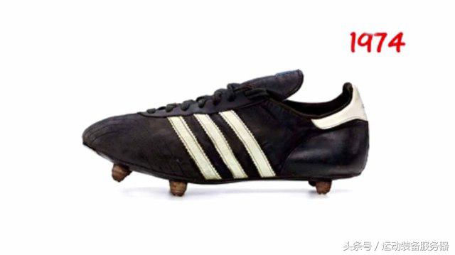 第一双球鞋多少钱,一双足球鞋多少钱最便宜的