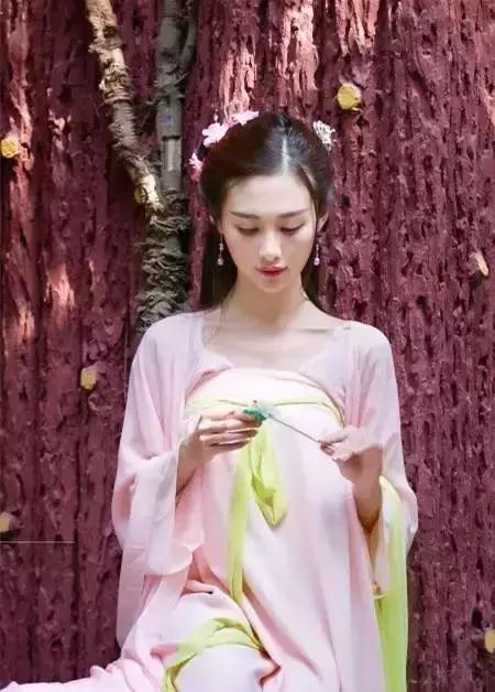 去过100次越秀公园，却不知旁边有个秘密花园！美爆了！