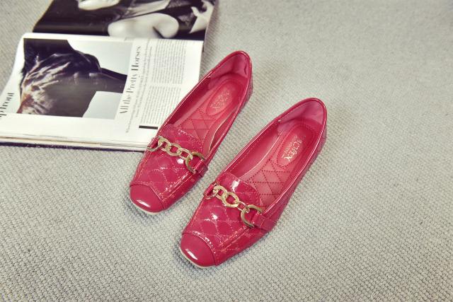 穿高跟鞋怎么走路不累,穿高跟鞋不累脚的秘诀视频