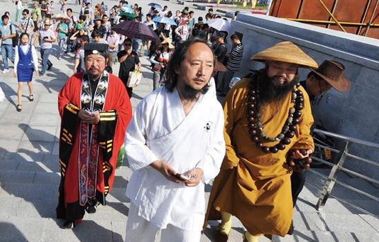 武林大会出场费是多少,武林大会天山论剑