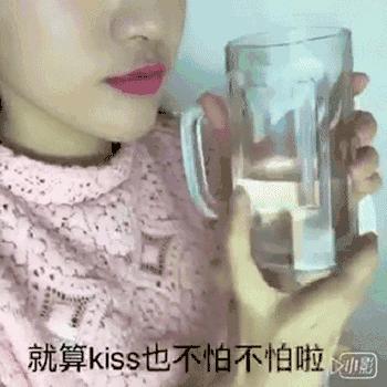 你买了一抽屉的口红却不会涂？这些技能送你了