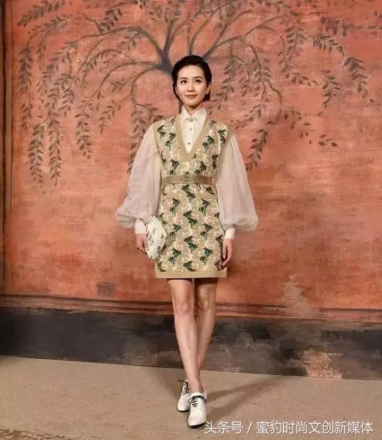 2018香奈儿早春款式,香奈儿优雅风格时装