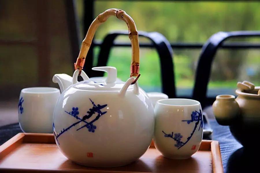 元宝山下,山水云间,悠悠闲云时光,恰好那时我也在