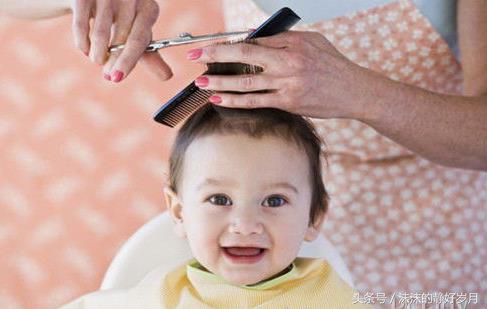 夏天到了应该给宝宝准备一些什么,夏天绝对不能对宝宝做的四件事