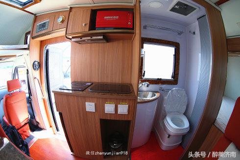 实拍:被俄罗斯美女帅哥酷爱的中国房车是什么样子