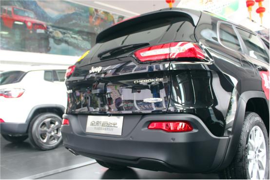 2.0l自由光值不值得买,自由光2.0t值得买吗