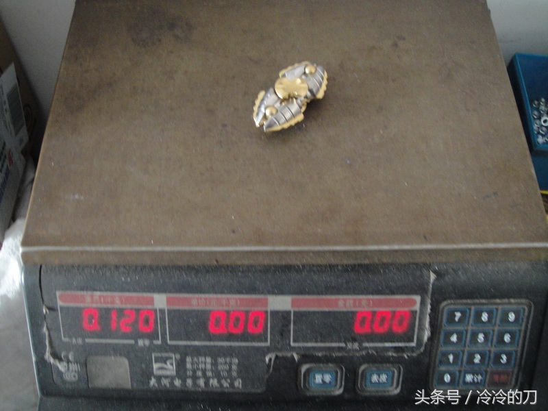 指尖陀螺蚕蛹,颜值即正义作品