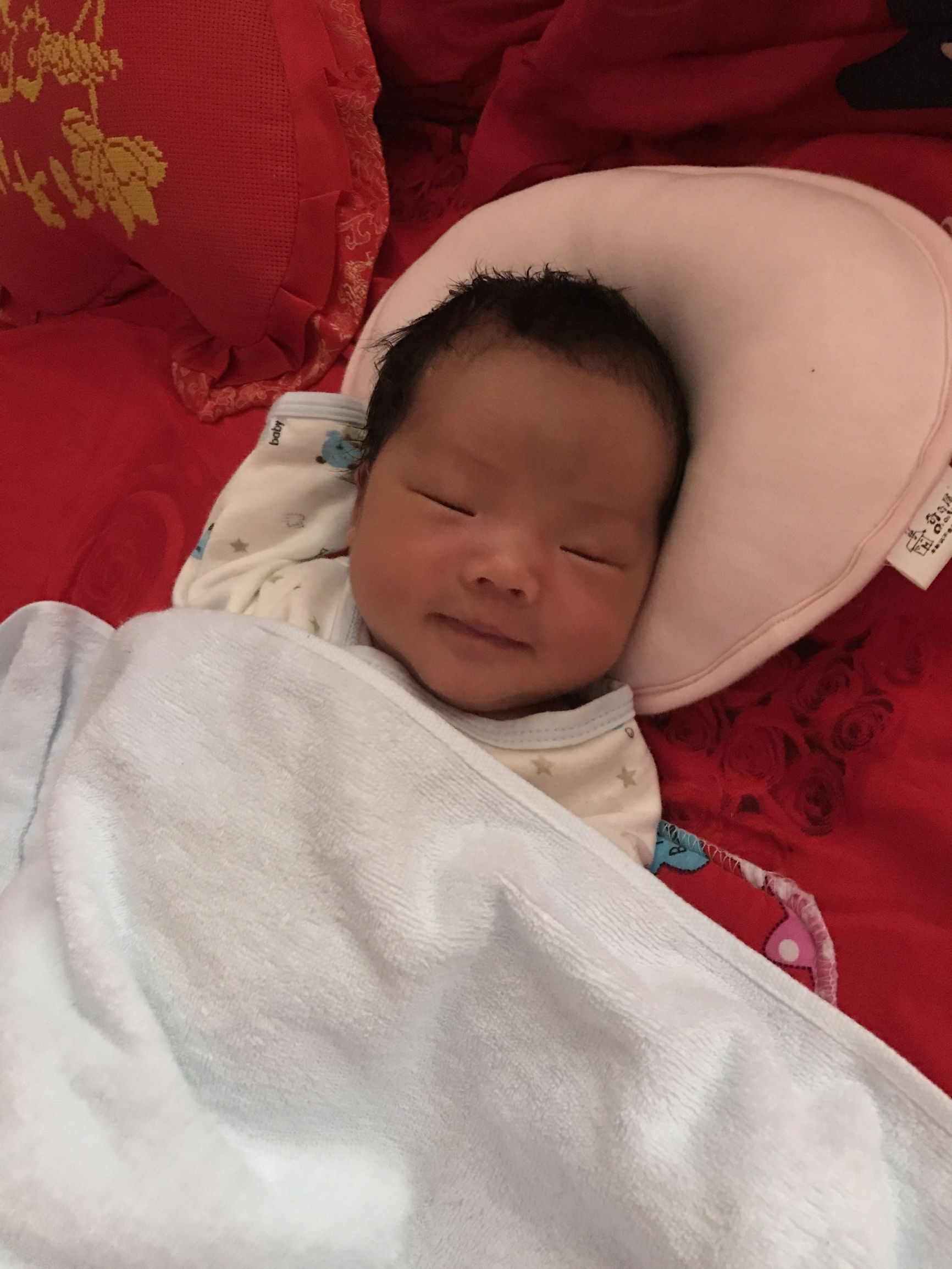 医生的怪里怪气，肛检内检让我直发抖，这辈子再也不要进产房了！