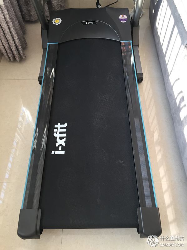 雾霾天的跑步利器！好家庭i-xfitL3跑步机开箱试用