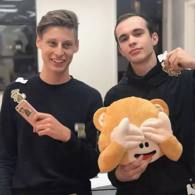 高中辍学玩互联网,高中辍学创业的00后网红