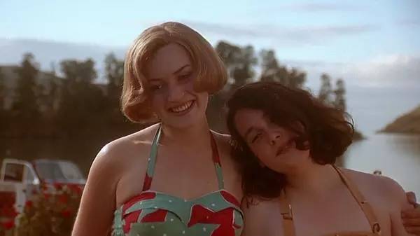 关于女生想要的爱情故事,女孩子爱情的真实故事