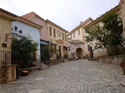 一组张裕爱斐堡酒庄实景图,蓝裕文化