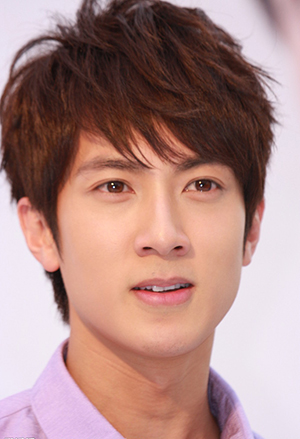 大鼻孔的明星都有谁,鼻孔比较大的明星有哪些