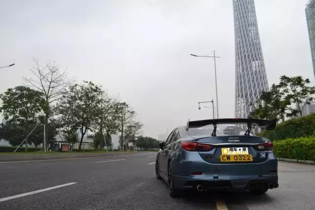 阿特兹2018蓝色,轻改马自达3