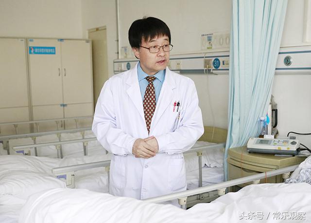 宫颈癌晚期患者的分泌物传染吗,宫颈癌晚期患者身上特有气味