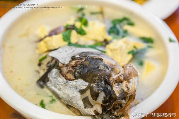 镜泊胜景,这是*小平邓**曾经住过的镜泊湖宾馆