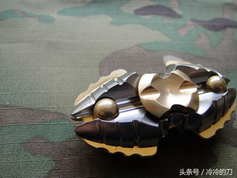 指尖陀螺蚕蛹,颜值即正义作品