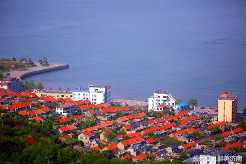 实拍:被俄罗斯美女帅哥酷爱的中国房车是什么样子