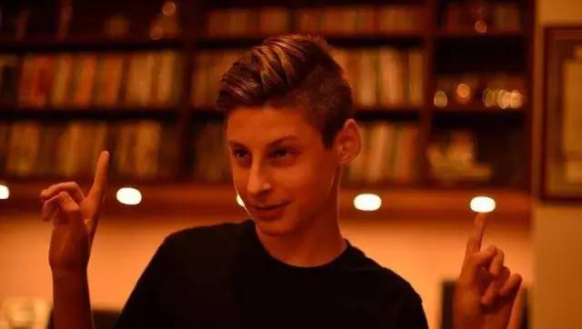 高中辍学玩互联网,高中辍学创业的00后网红