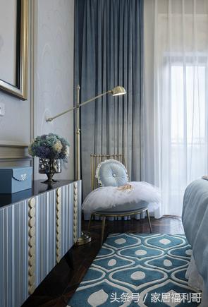 窗户贴膜和装窗帘哪个好，浅谈装修中二者优缺点