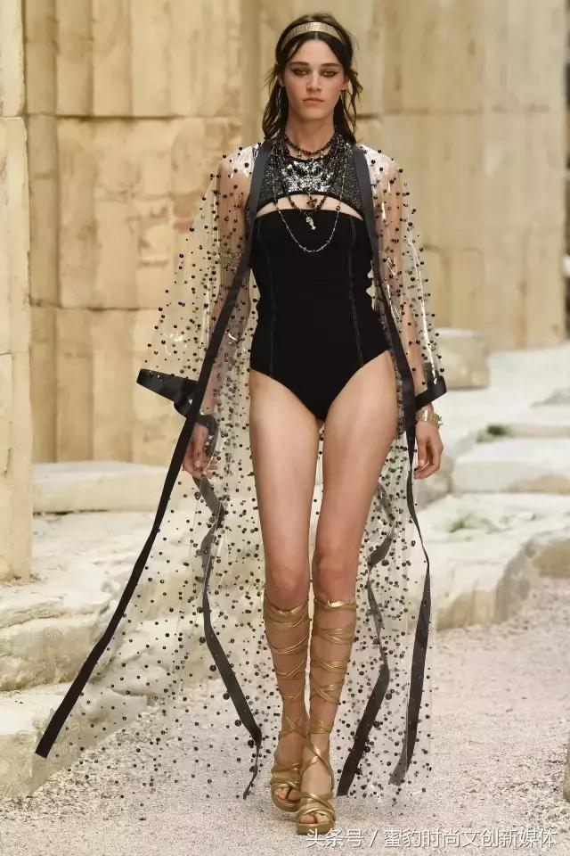 2018香奈儿早春款式,香奈儿优雅风格时装