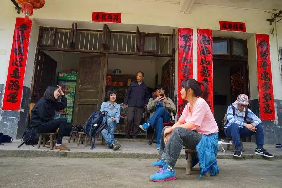 元宝山下,山水云间,悠悠闲云时光,恰好那时我也在