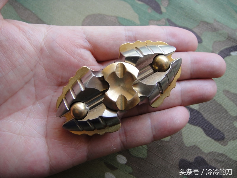 指尖陀螺蚕蛹,颜值即正义作品