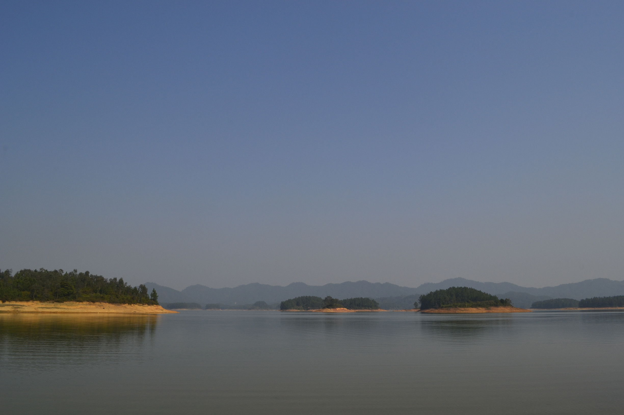 珠海周边游7——寻得草原，泛舟湖上