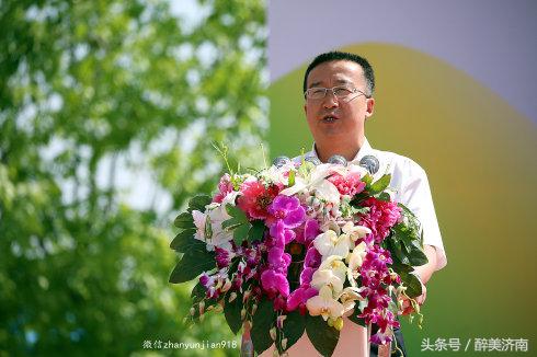 实拍:被俄罗斯美女帅哥酷爱的中国房车是什么样子