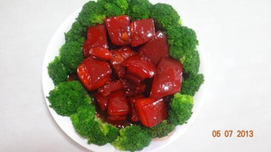 高柳新蝉，池荷榴花，红了樱桃，绿了芭蕉