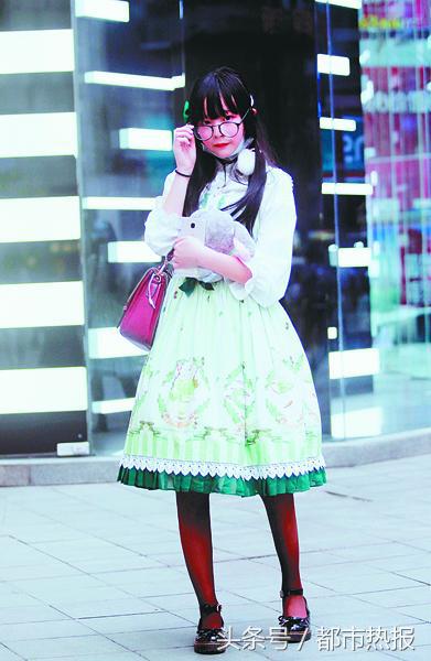 潮流大龄女童装,潮流伊人童装