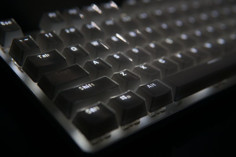 雷柏机械键盘v500冰晶版,雷柏v500s黑轴怎么样