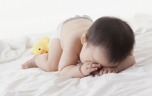 宝宝4岁了还在穿纸尿裤，正常吗？