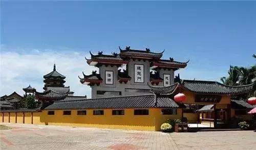 海南环线旅游攻略必去景点推荐,海南旅游攻略必去景点推荐日月湾