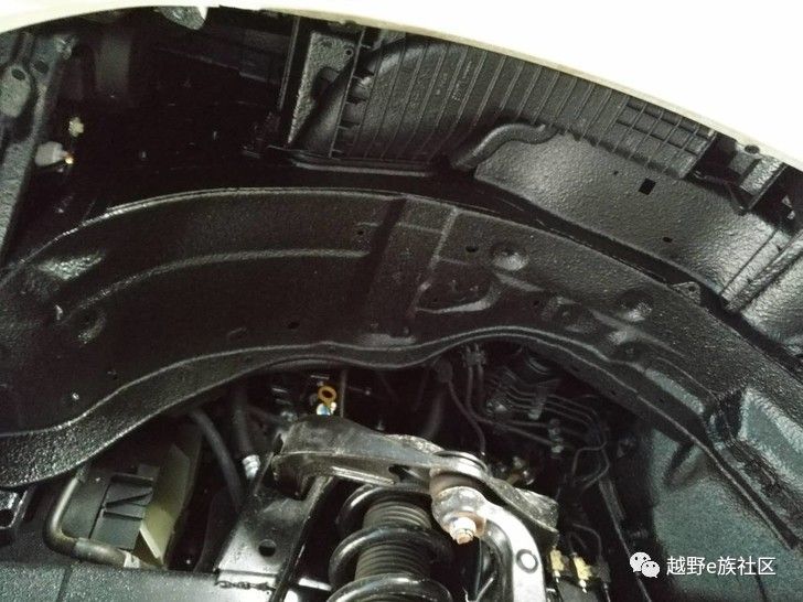 尼桑途乐Y61外观改装案例,途乐y62改装液晶仪表