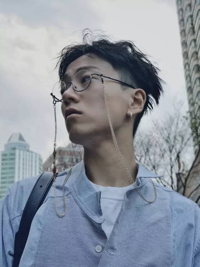 潮人好看衣服店铺推荐,现在潮人去哪里买衣服便宜