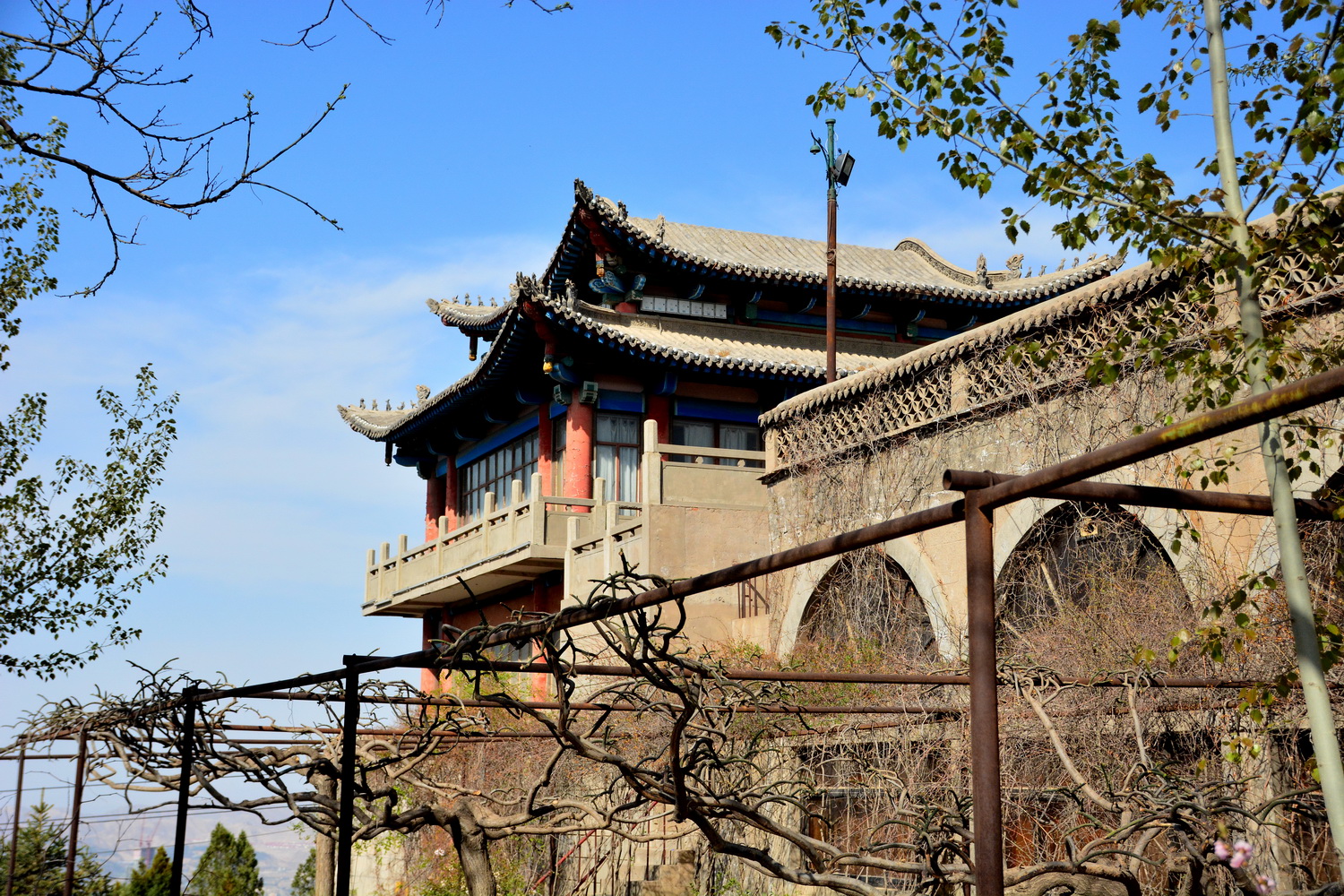 兰山公园在皋兰山上吗,站在兰山看风景