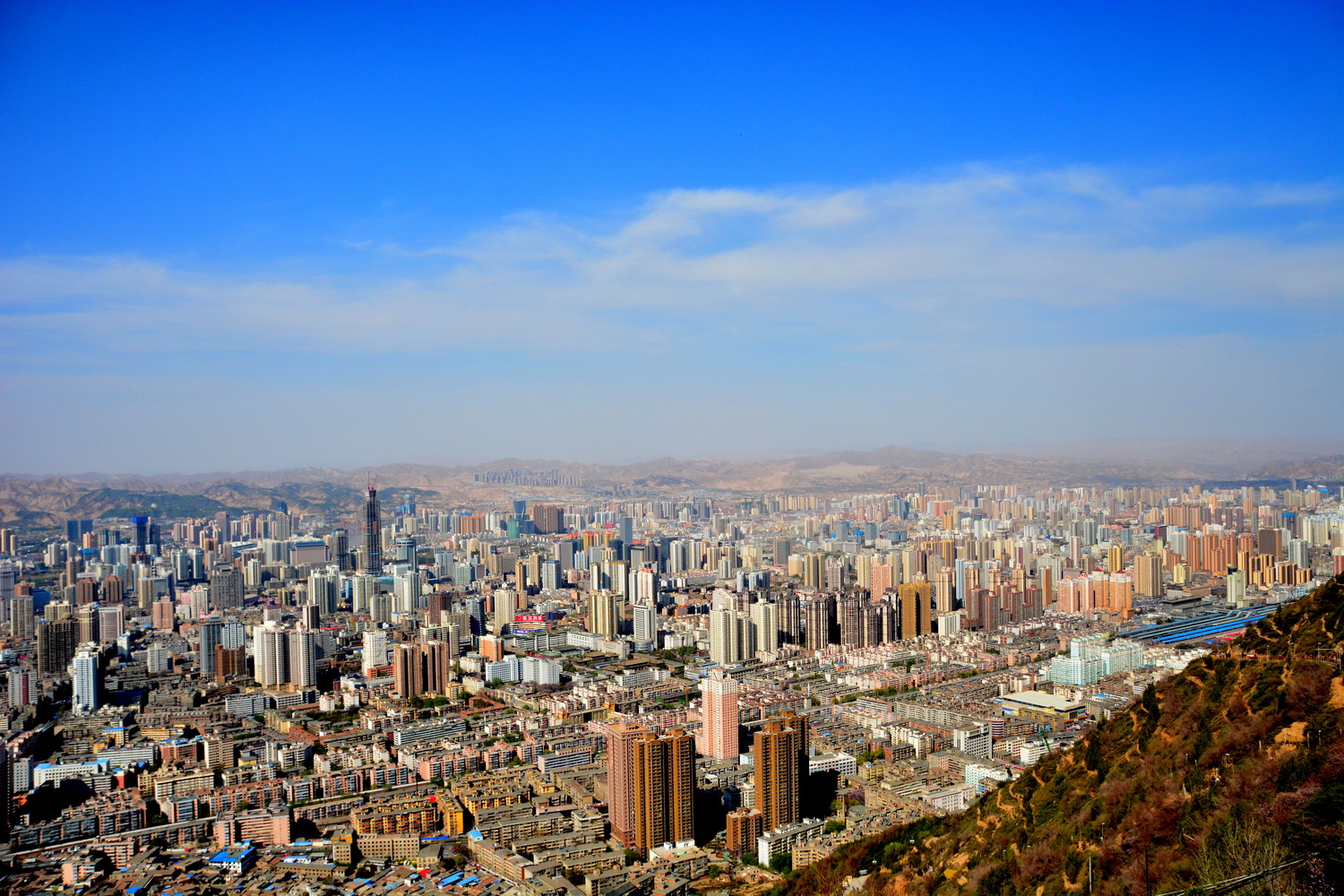兰山公园在皋兰山上吗,站在兰山看风景
