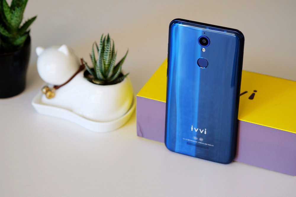 赵丽颖代言ivvi手机,赵丽颖代言ivvi时尚手机