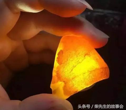 天然琥珀蜜蜡原石鉴定方法,琥珀蜜蜡原石该如何挑选
