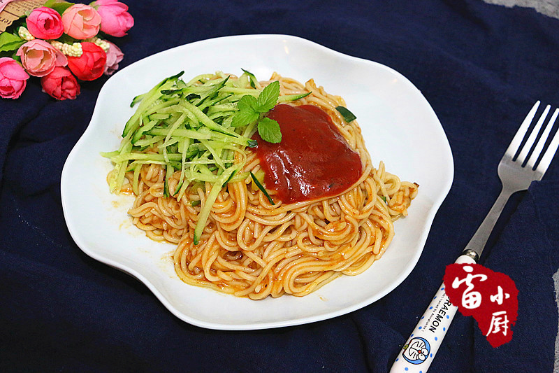 她把普通面条做出意大利面口感,做法竟这么简单!