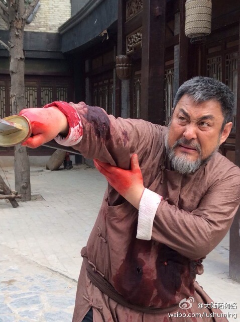 中国最牛锅炉工，塑造经典角色至今无人超越，与妻子恩爱携手幸福