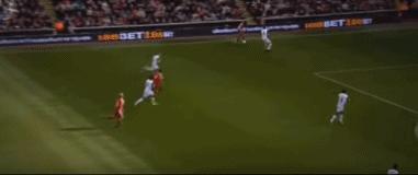 足球搞笑GIF：托雷斯专场，来看看托妞是如何的丧心病狂