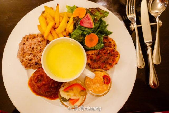 夏初的东京，不可辜负的和服、美食与购物