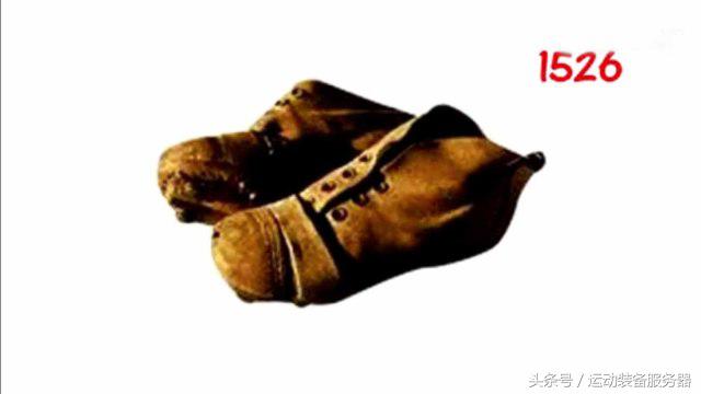 第一双球鞋多少钱,一双足球鞋多少钱最便宜的